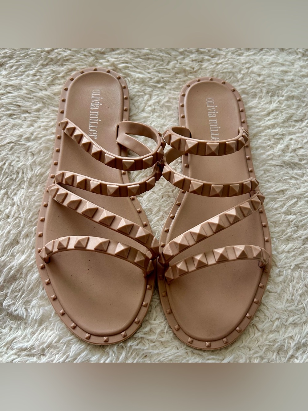 Olivia Miller Tulum Jelly Sandals Nude Strappy Slip On Flat Size Women’s 6